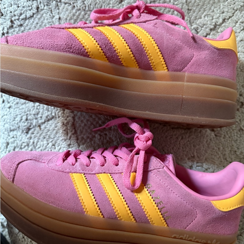 Adidas Women's Pink and Gold Sneakers